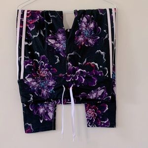 Avia womens athletic joggers. Size Med.